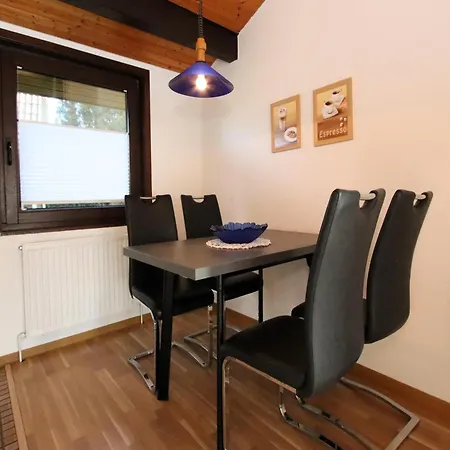 Freistehender Ferienbungalow Im Fachwerkstil * Burhave