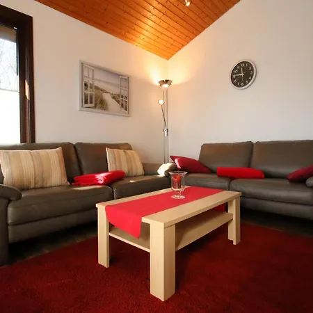 Freistehender Ferienbungalow Im Fachwerkstil * Burhave