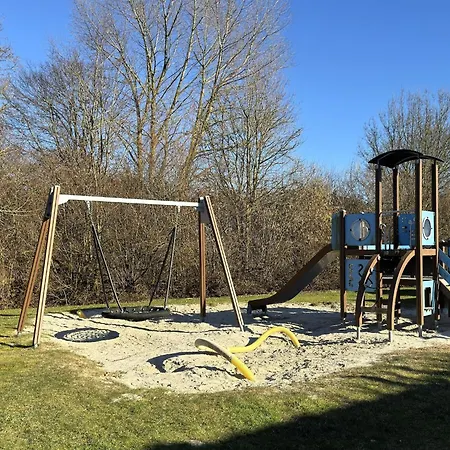 Freistehender Ferienbungalow Im Fachwerkstil *