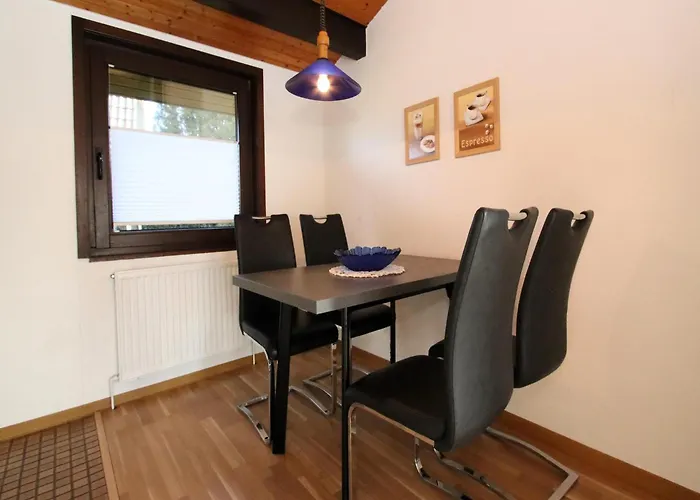 Freistehender Ferienbungalow Im Fachwerkstil * Burhave