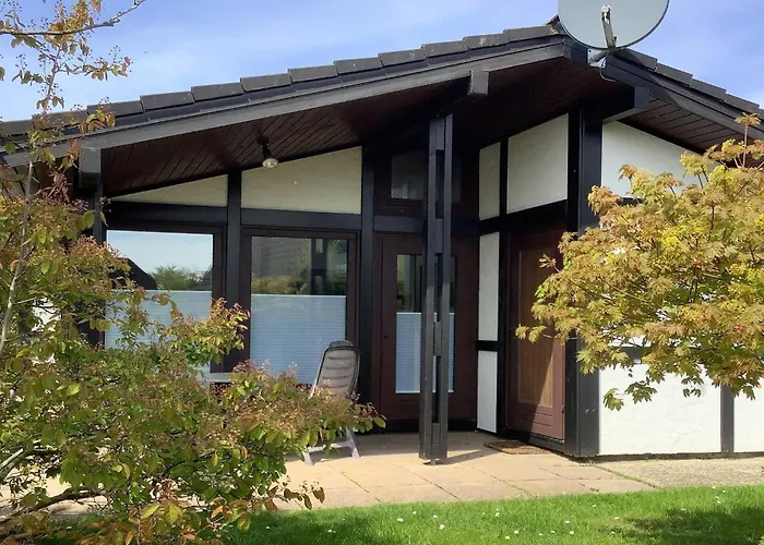 Freistehender Ferienbungalow Im Fachwerkstil *
